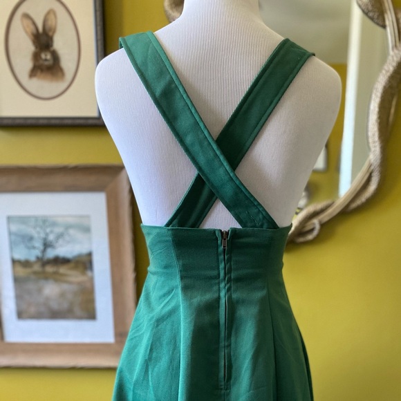 Green pinafore dress - Picture 3 of 3